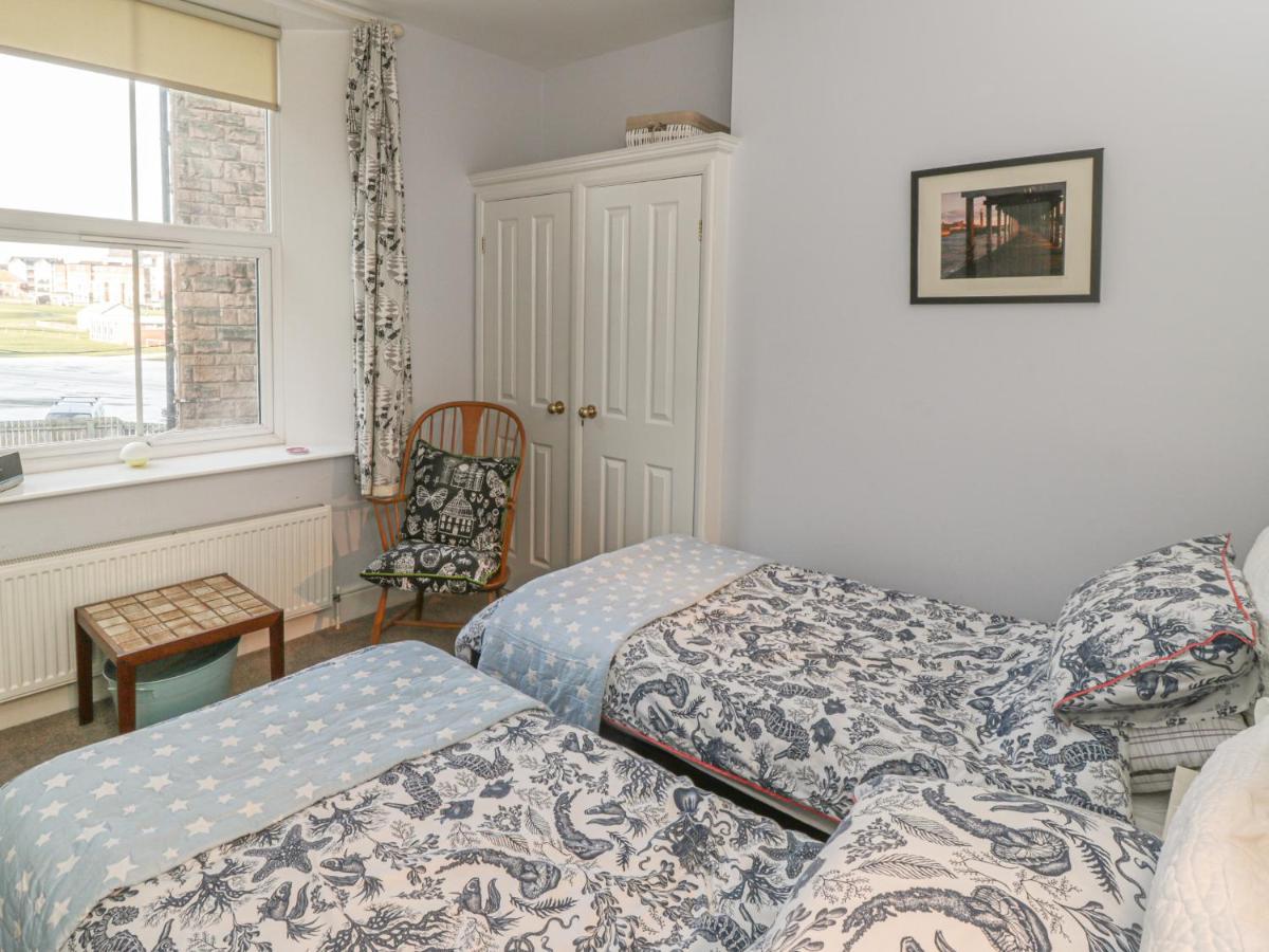 Apartment 4 Whitby Ngoại thất bức ảnh